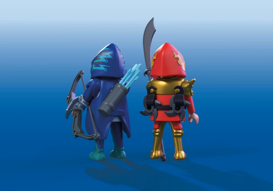 Combattimento tra droni eroici e ninja malvagi.