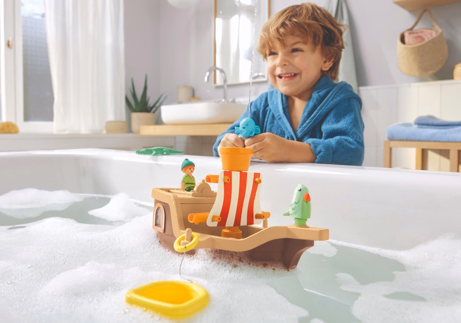 JUNIOR & Disney: La nave pirata di Peter Pan che schizza acqua